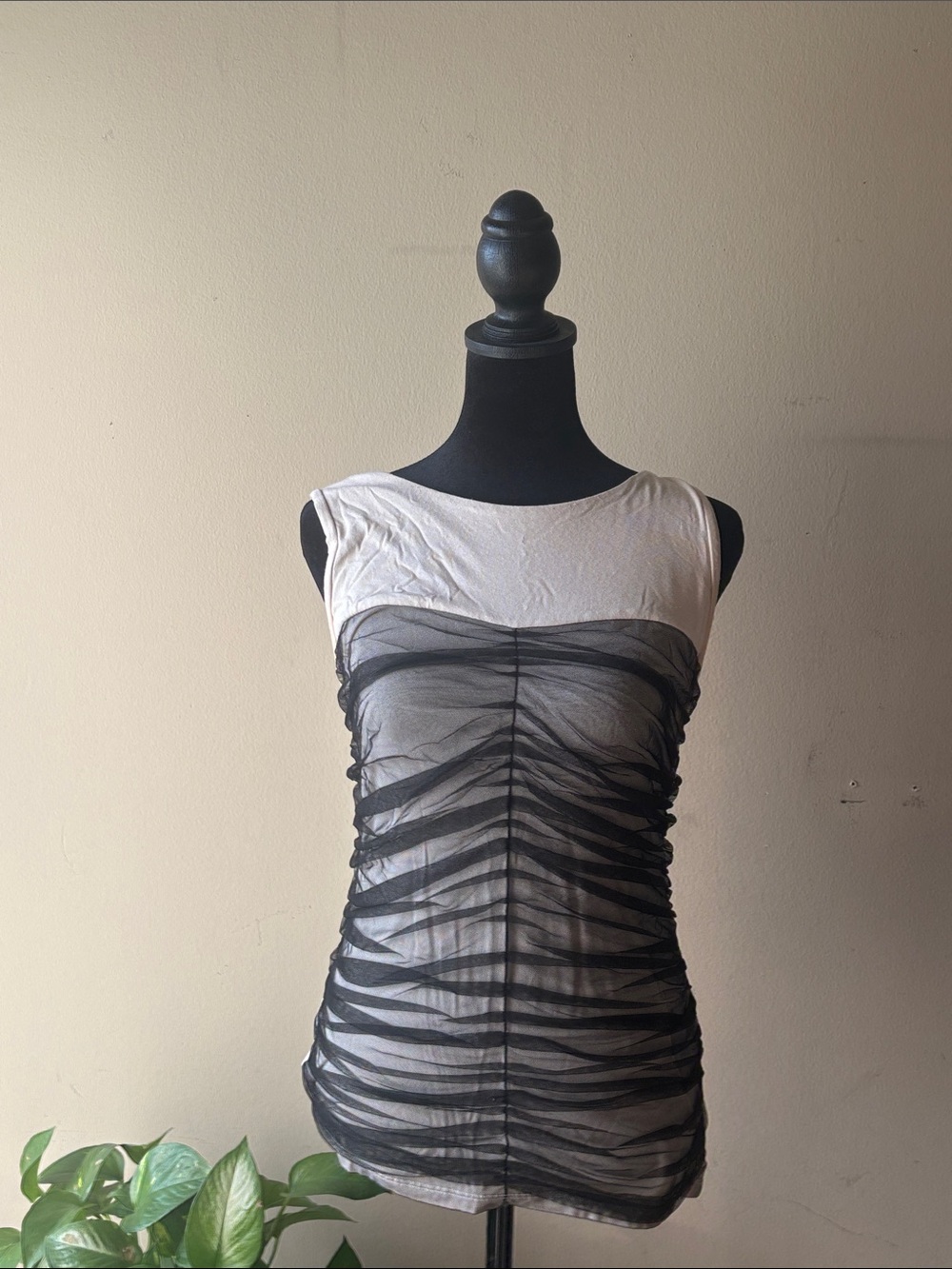 Ann Taylor Petite Light Taupe Crewneck Tank